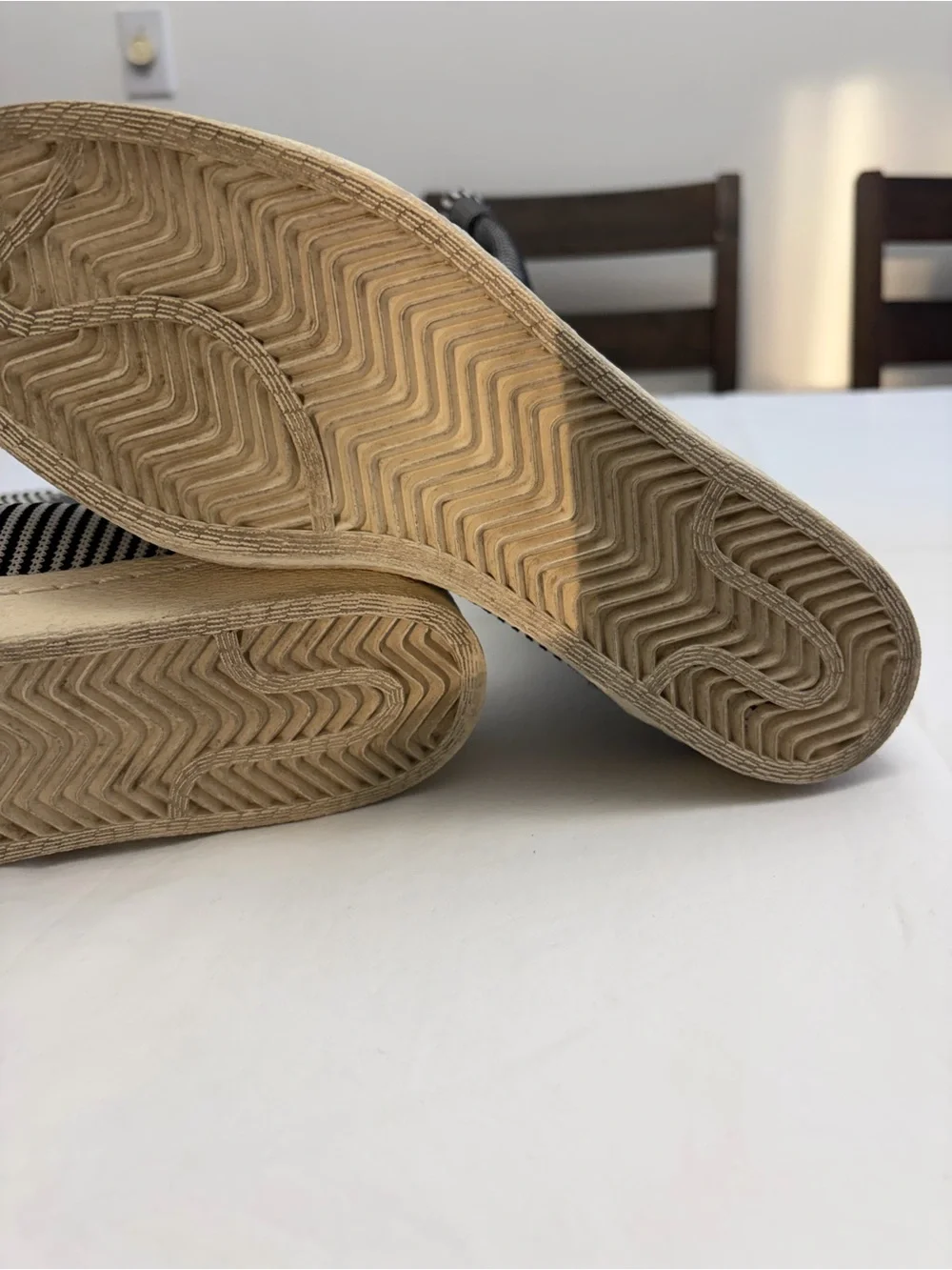 adidas eye catching